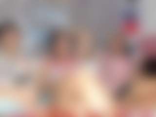 Cloe-World1's Live Sex Cam Show