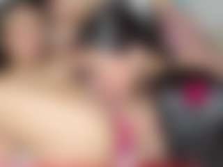 Cloe-World1's Live Sex Cam Show
