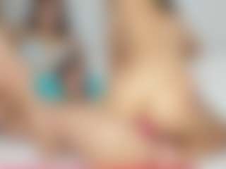 Cloe-World1's Live Sex Cam Show