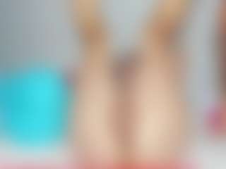Cloe-World1's Live Sex Cam Show