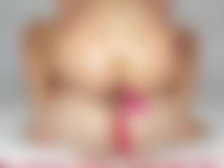 Cloe-World1's Live Sex Cam Show