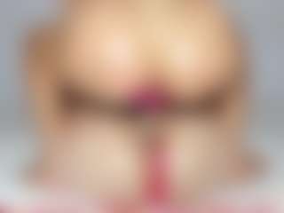 Cloe-World1's Live Sex Cam Show