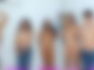 Cloe-World1's Live Sex Cam Show
