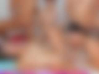 Cloe-World1's Live Sex Cam Show