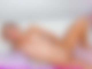 Cloe-World1's Live Sex Cam Show