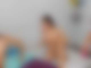 Cloe-World1's Live Sex Cam Show