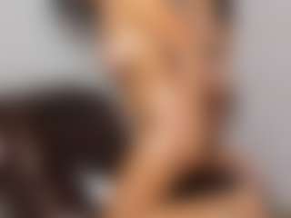 Cloe-World1's Live Sex Cam Show