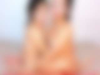 Live cam show with Cloe-World1 - Lovense Petite on Hubzter Live