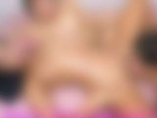 Live cam show with Cloe-World1 - Latina Petite on intimatelivegirls.com | colombia