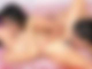 Live cam show with Cloe-World1 - Fingers on thefappeningchat.com