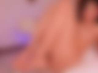 Live cam show with Cloe-World1 - Fuck Machine on 1on1-livenow