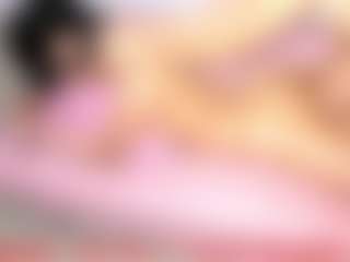 Live cam show with Cloe-World1 - Curvy Small Tits on SxyPornLive