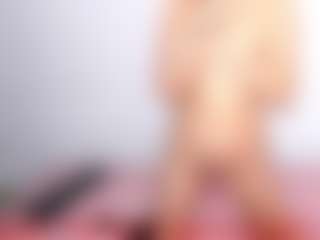 Live cam show with Cloe-World1 - Lovense on Camsoda