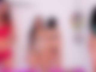 Cloe-World1's Live Sex Cam Show
