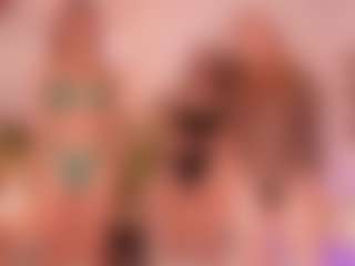 Live cam show with Cloe-World1 - Petite on Camsoda