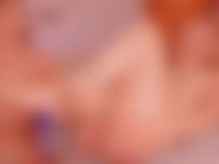 Cloe-World1's Live Sex Cam Show