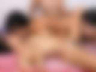 Cloe-World1's Live Sex Cam Show