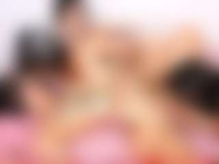 Cloe-World1's Live Sex Cam Show