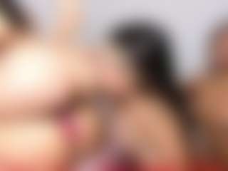 Cloe-World1's Live Sex Cam Show