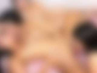 Cloe-World1's Live Sex Cam Show