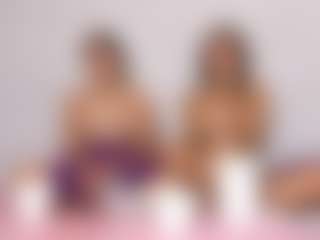 Cloe-World1's Live Sex Cam Show