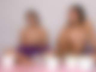 Live cam show with Cloe-World1 - Brown Eyes Curvy on madthumbs