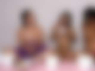 Cloe-World1's Live Sex Cam Show