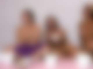 Cloe-World1's Live Sex Cam Show