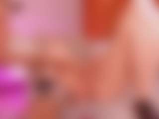 Cloe-World1's Live Sex Cam Show