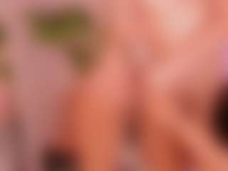 Cloe-World1's Live Sex Cam Show