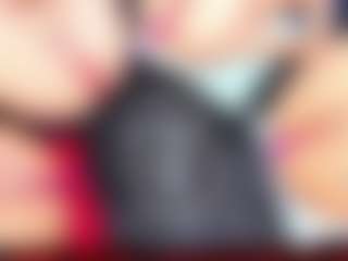 Cloe-World1's Live Sex Cam Show