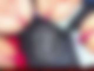 Cloe-World1's Live Sex Cam Show