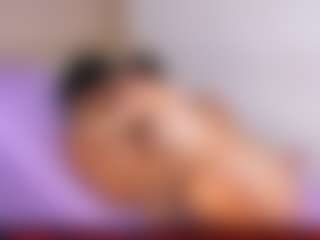 Cloe-World1's Live Sex Cam Show