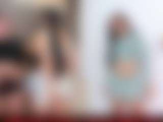 Live cam show with Cloe-World1 - Young Adult on Hubzter Live