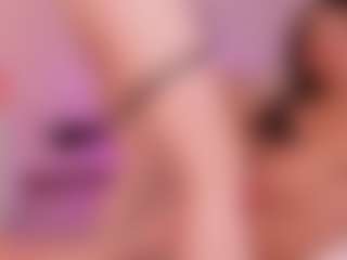Cloe-World1's Live Sex Cam Show