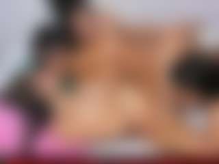 Cloe-World1's Live Sex Cam Show