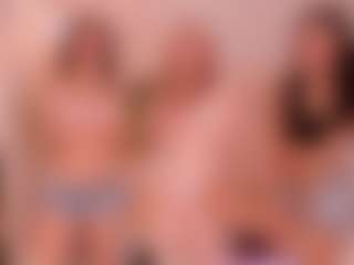 Cloe-World1's Live Sex Cam Show