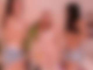 Cloe-World1's Live Sex Cam Show