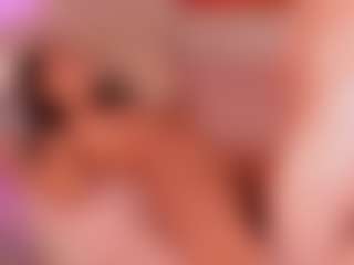 Cloe-World1's Live Sex Cam Show