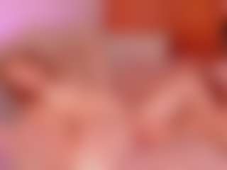 Cloe-World1's Live Sex Cam Show