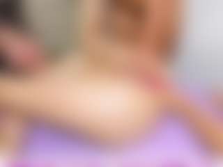 Cloe-World1's Live Sex Cam Show