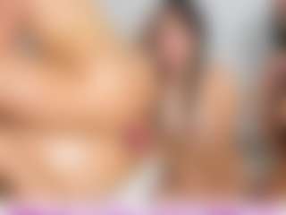 Cloe-World1's Live Sex Cam Show