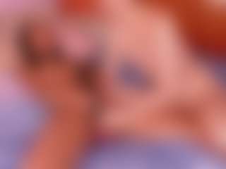 Cloe-World1's Live Sex Cam Show