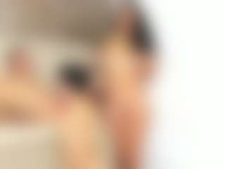 Cloe-World1's Live Sex Cam Show