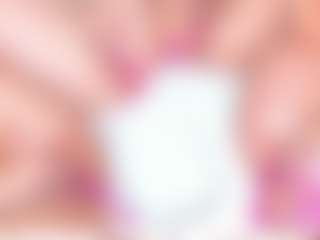 Live cam show with Cloe-World1 - Shaved Pussy Teen (18+) on hornycams.live