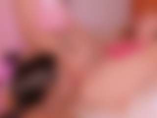 Cloe-World1's Live Sex Cam Show