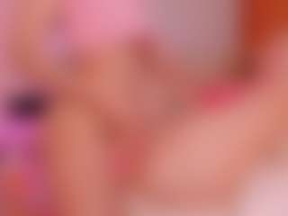 Cloe-World1's Live Sex Cam Show