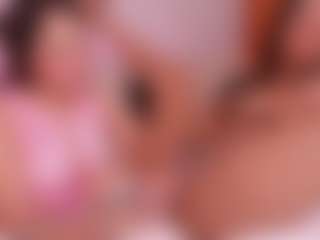 Cloe-World1's Live Sex Cam Show