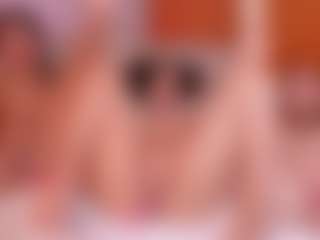 Cloe-World1's Live Sex Cam Show