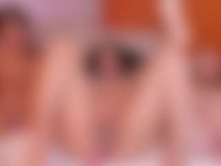 Cloe-World1's Live Sex Cam Show